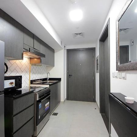 Bella Rose Studio Apartment- Al Barsha ドバイ エクステリア 写真